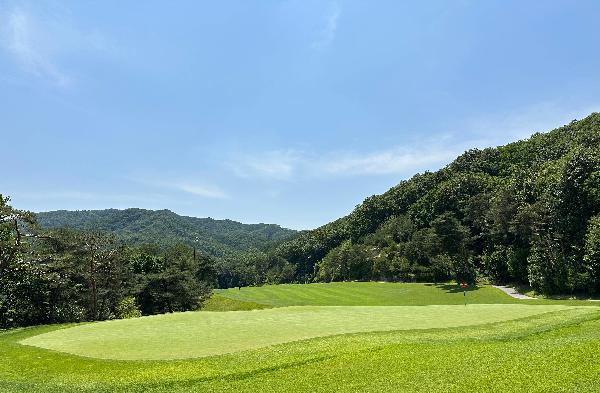 贝拉斯通乡村俱乐部 - 高尔夫1球1晚特惠套票-星际高球联盟精选旅游套餐