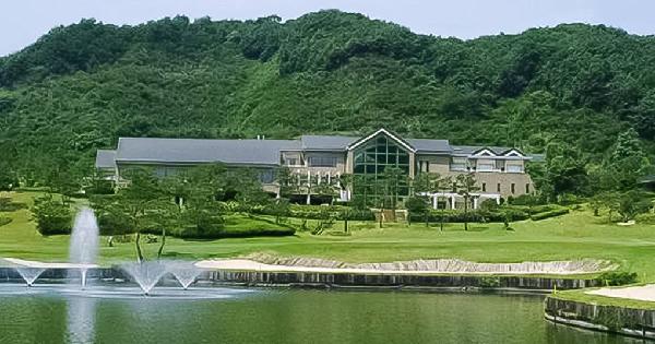 1俱乐部新罗乡村俱乐部 - 阳江保利银滩高尔夫套票-海滨高尔夫旅游1球1晚套餐