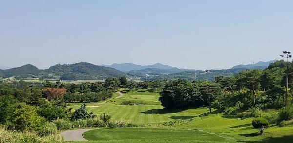 顺天宝英乡村俱乐部 - 高尔夫1球1晚特惠套票-星际高球联盟精选旅游套餐