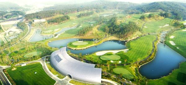 铁俱乐部乡村俱乐部 - 海口观澜湖高尔夫球场预订-海南高尔夫旅游攻略推荐
