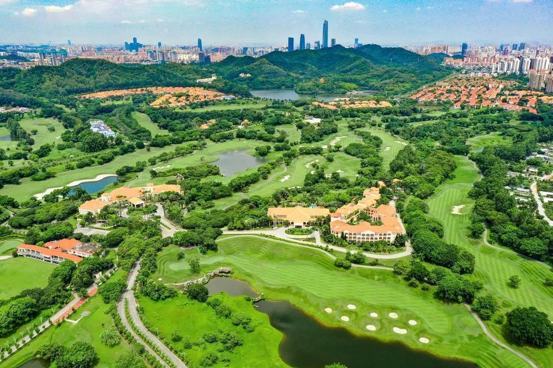 东莞峰景高尔夫球会 - 全国335座高尔夫球场实时预订-高球爱好者一站式订场平台