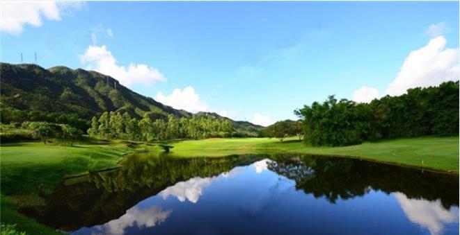 北京香山高尔夫球会 - 全国335座高尔夫球场实时预订-高球爱好者一站式订场平台