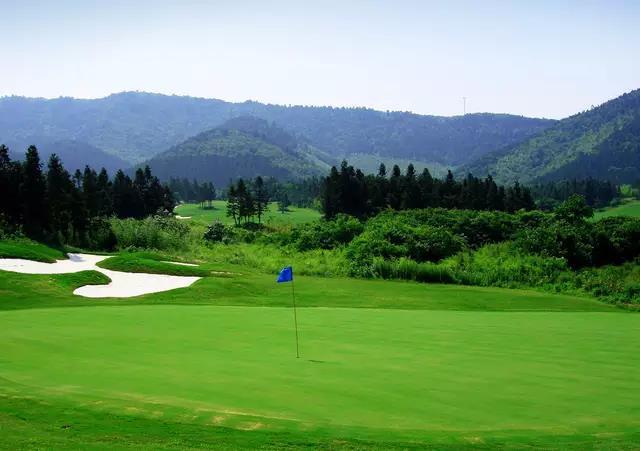 宣城白马山庄高尔夫球会 - 高尔夫1球1晚特惠套票-星际高球联盟精选旅游套餐