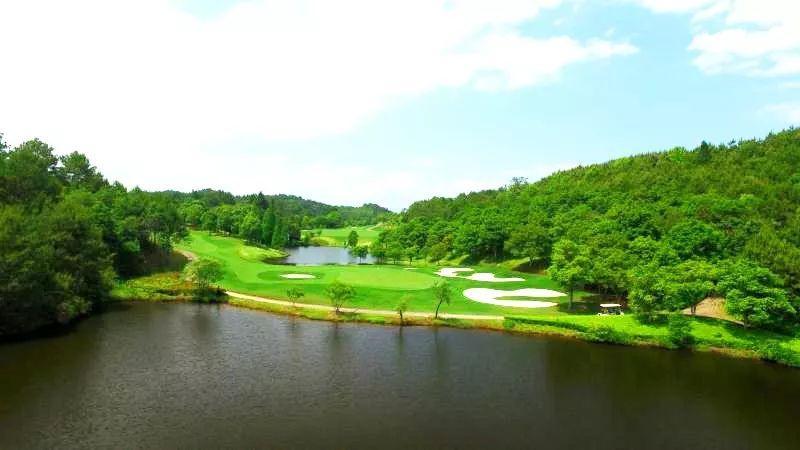 南平武夷山太伟风景高尔夫球会 - 全国335座高尔夫球场实时预订-高球爱好者一站式订场平台
