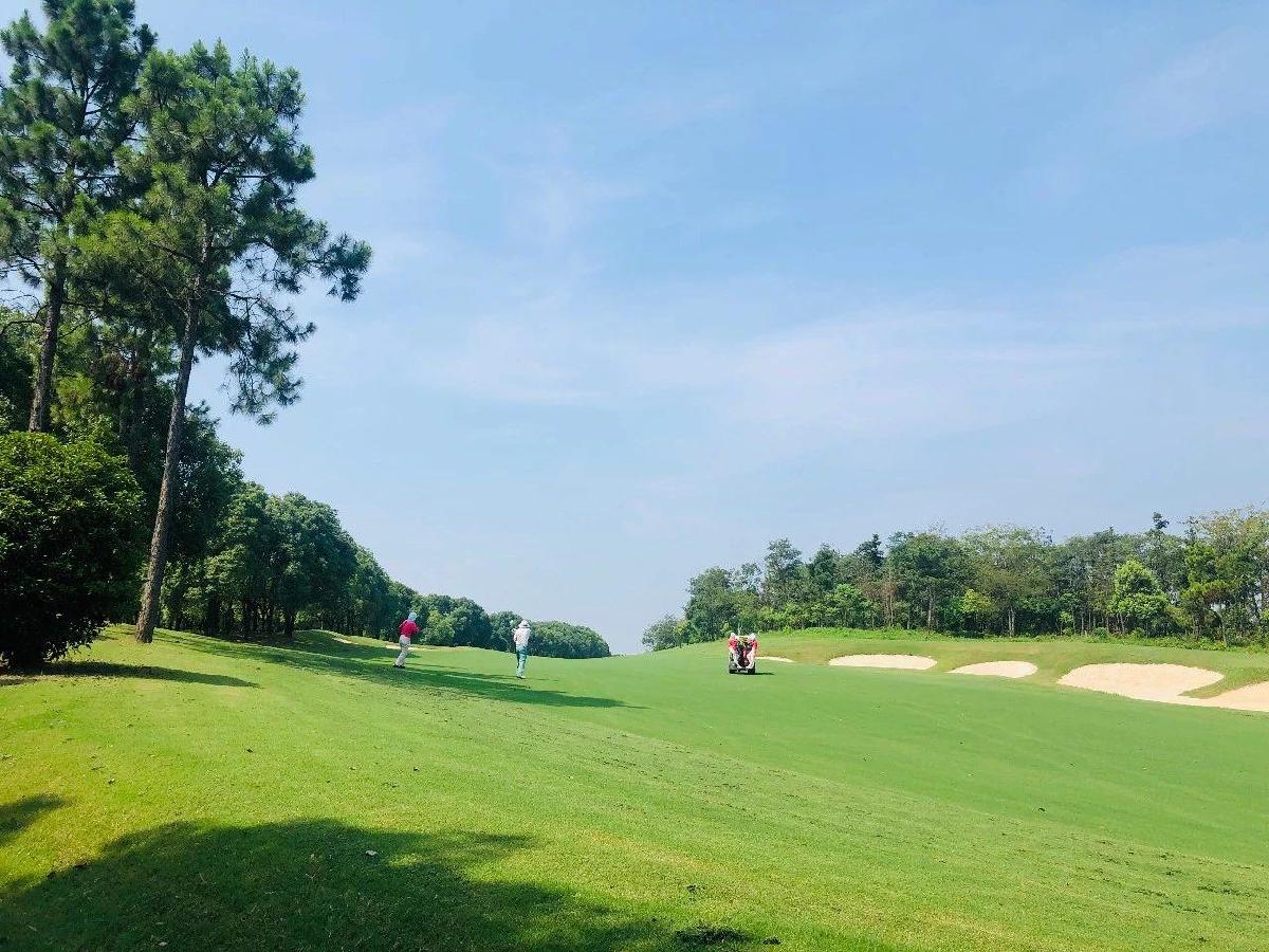 南京龙山湖高尔夫球会 - 星际高球联盟-中国精英人士高尔夫旅游度假实景