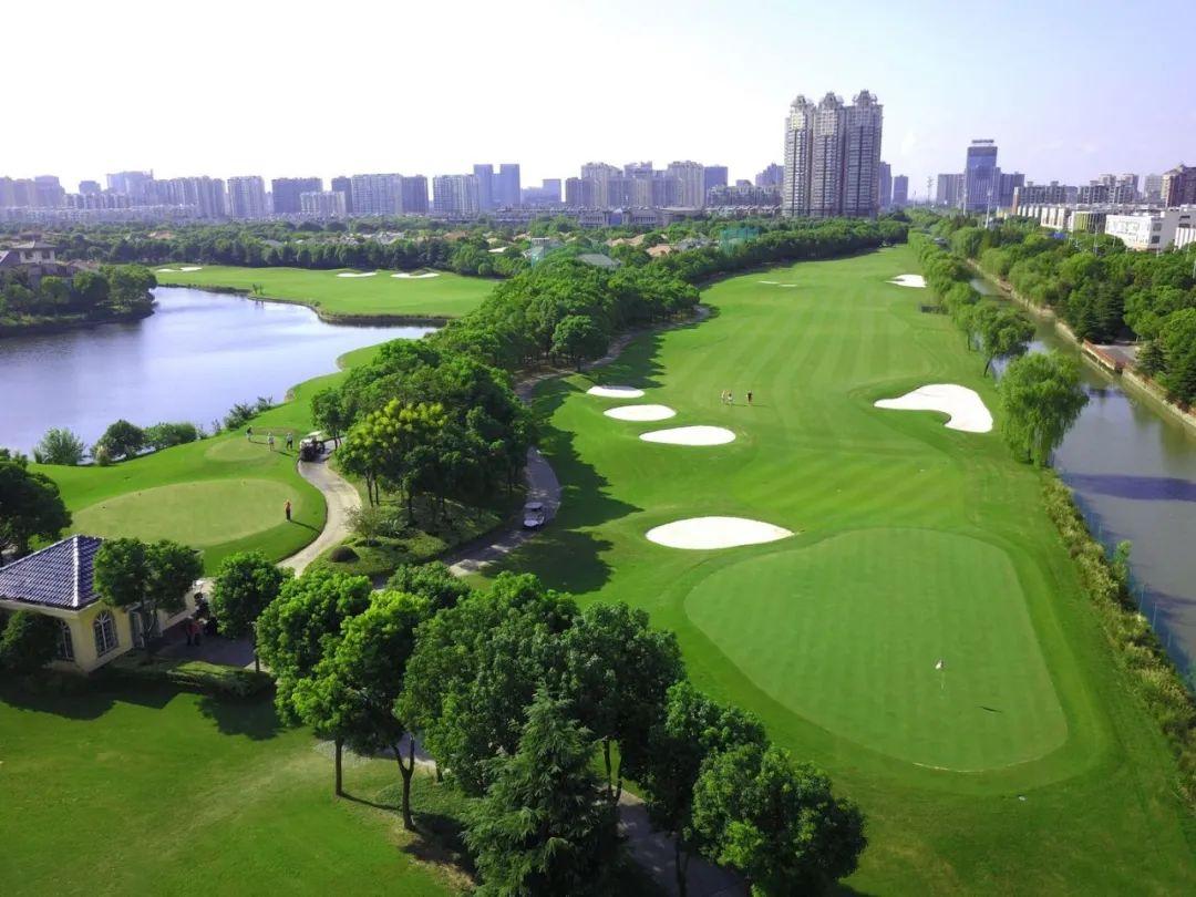 苏州太仓新东海高尔夫球会 - 全国335座高尔夫球场实时预订-高球爱好者一站式订场平台