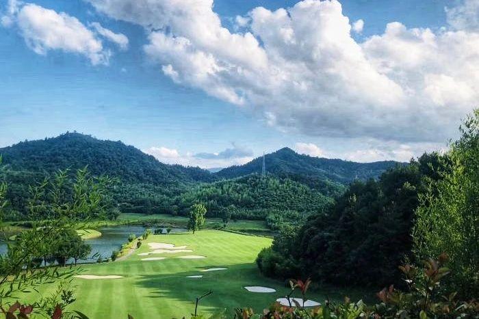 湖州安吉龙王溪高尔夫球会 - 全国335座高尔夫球场实时预订-高球爱好者一站式订场平台