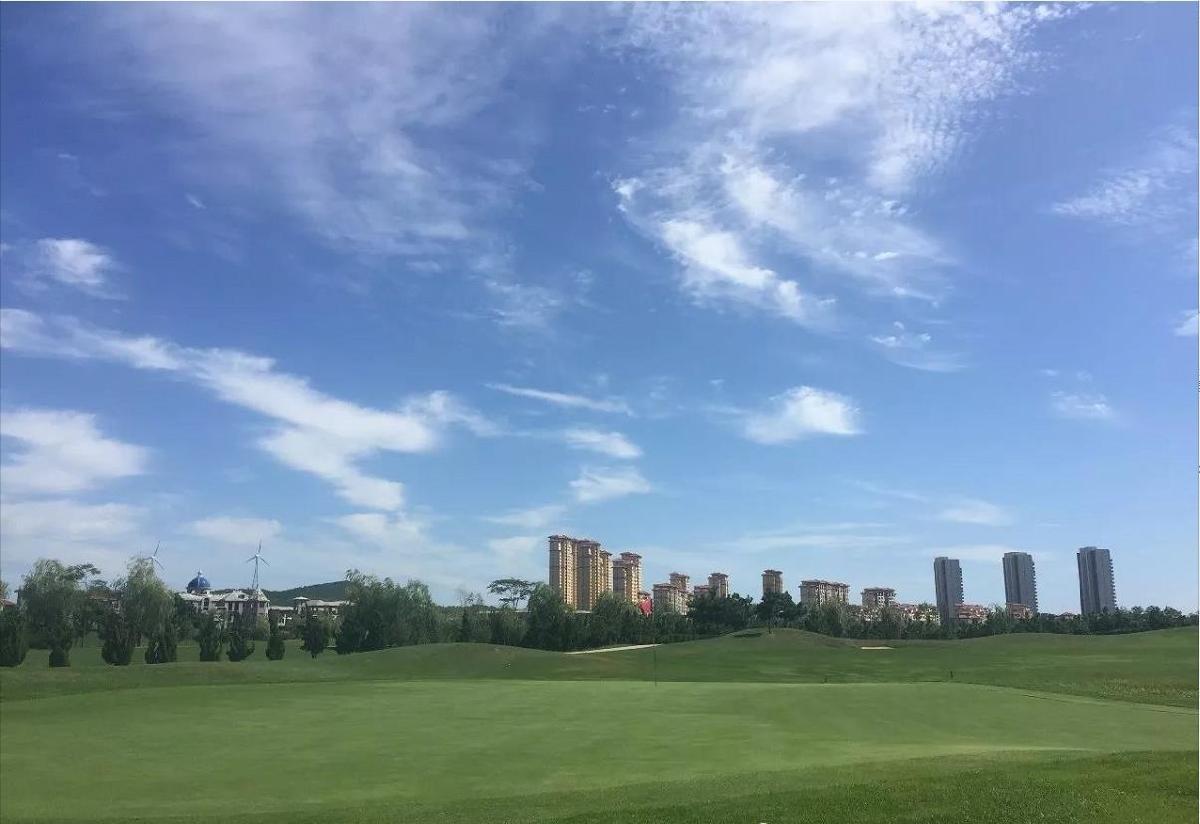 青岛岭海温泉高尔夫球会 - 全国335座高尔夫球场实时预订-高球爱好者一站式订场平台