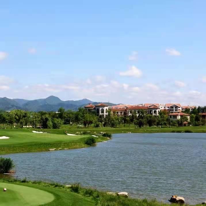 贵阳乐湾高尔夫球会 - 高尔夫1球1晚特惠套票-星际高球联盟精选旅游套餐