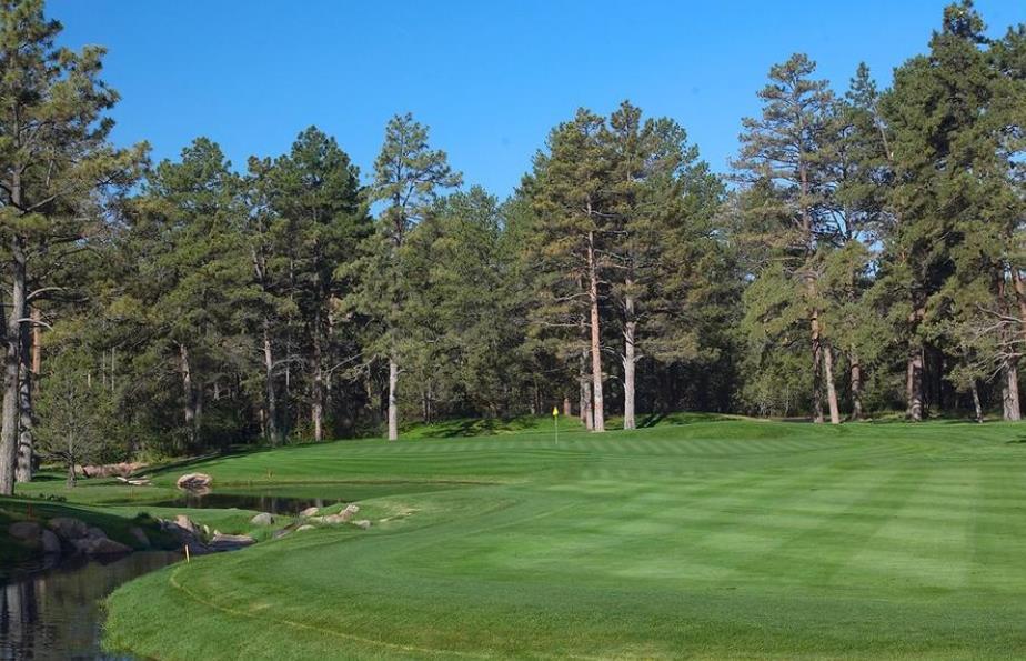美国松树城堡高尔夫俱乐部 Castle Pines Golf Club - 高尔夫1球1晚特惠套票-星际高球联盟精选旅游套餐