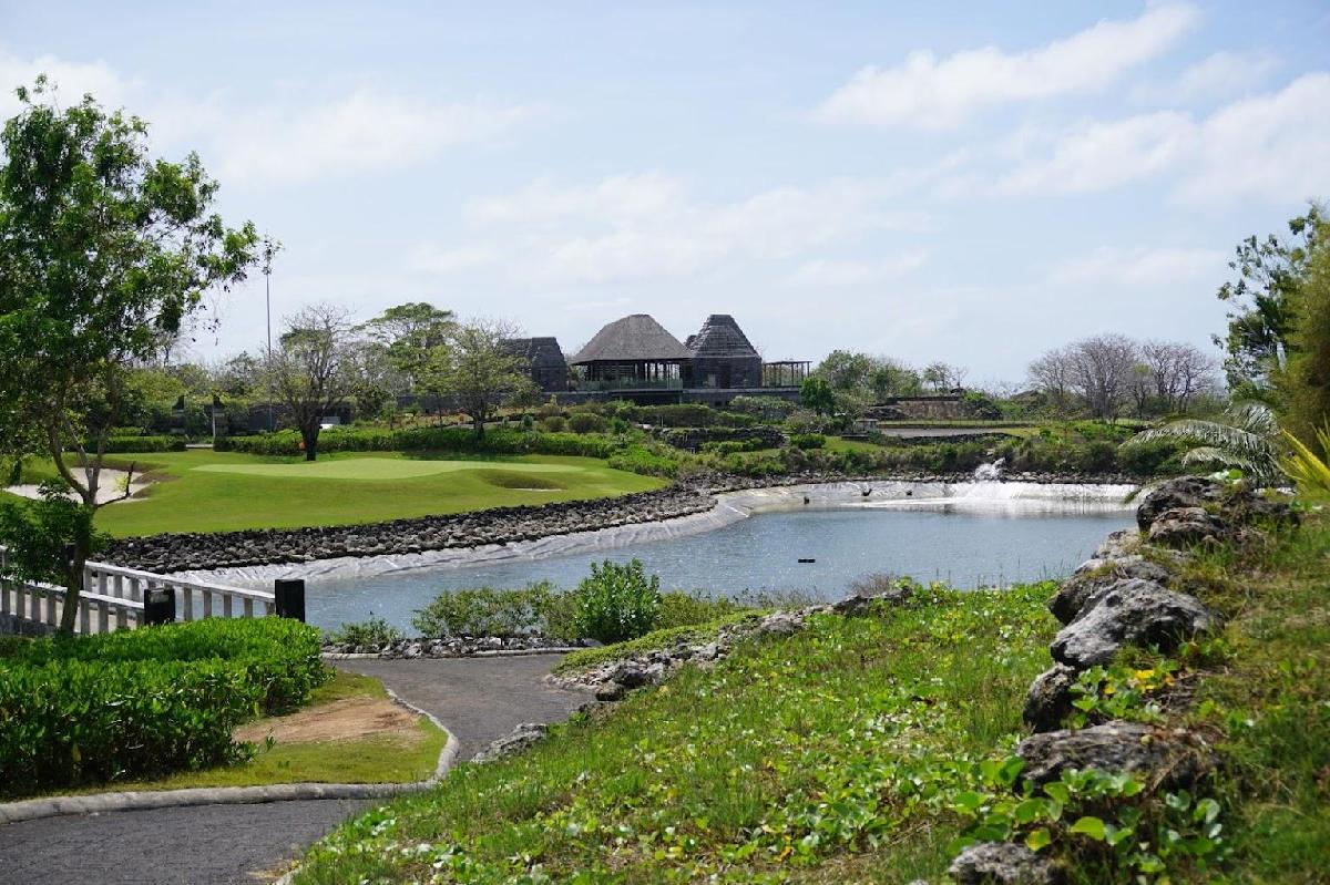 巴厘岛武吉班达瓦高尔夫球会 - 海口观澜湖高尔夫球场预订-海南高尔夫旅游攻略推荐