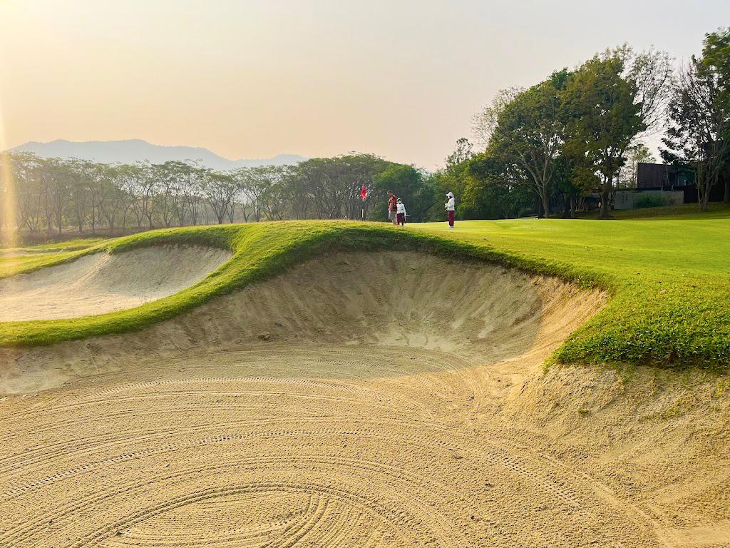 清迈高峰绿谷·2球2晚 - 阳江保利银滩高尔夫套票-海滨高尔夫旅游1球1晚套餐