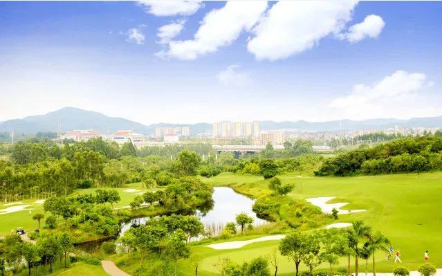 福建泉州聚远高尔夫球场