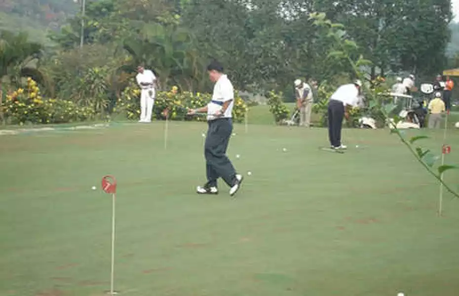 Bukit Unggul Golf and Country Club - 高尔夫1球1晚特惠套票-星际高球联盟精选旅游套餐