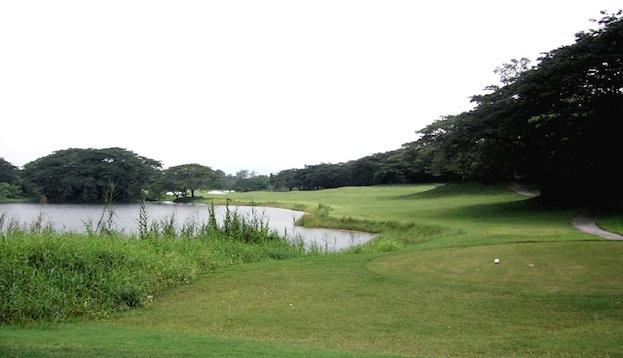 克利尔沃特保护区高尔夫球会 - 阳江保利银滩高尔夫套票-海滨高尔夫旅游1球1晚套餐